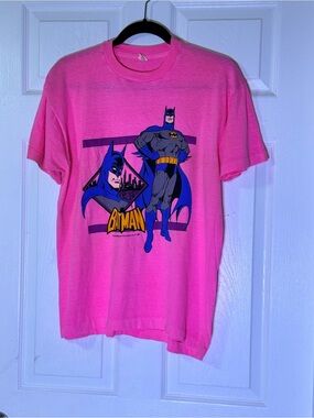 DC Comics Vintage 1982 Pink Batman Short Sleeve Tee